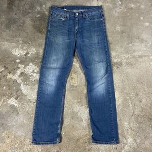 Levi's 513 Jeans Size 32 x32 Blue Denim Medium Wash Slim Fit Straight Leg Casual